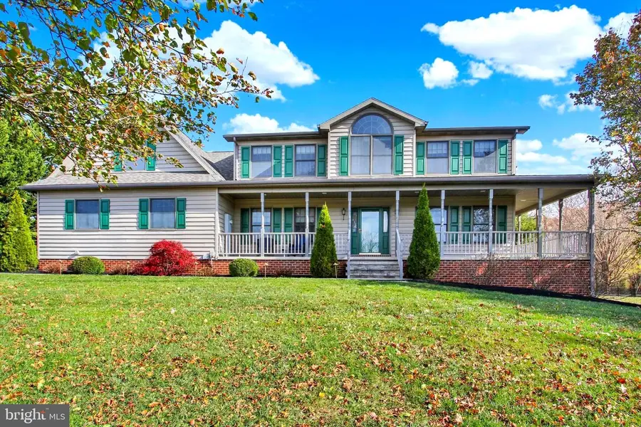 3674 Eagle Ridge Ct, Hanover, PA 17331 - Image #3