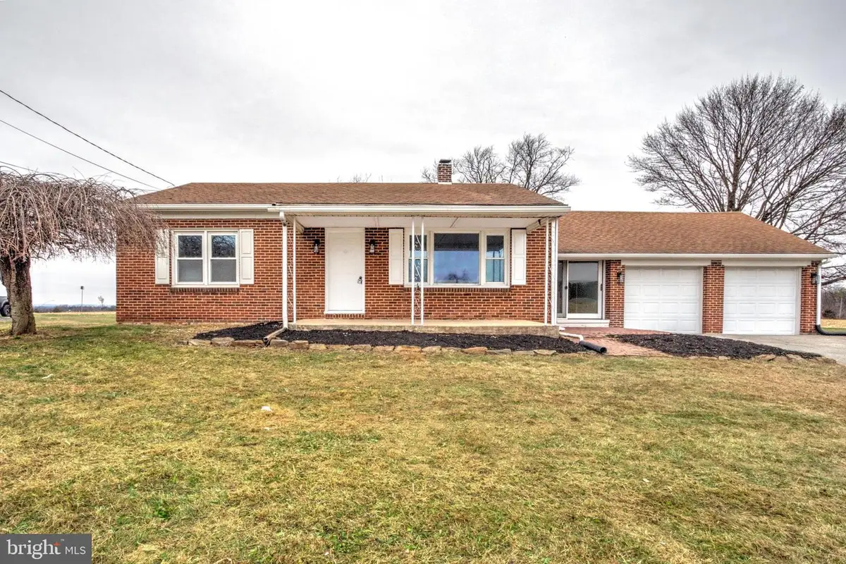 7047 Lincoln Hwy W, Thomasville, PA 17364 - Image #1