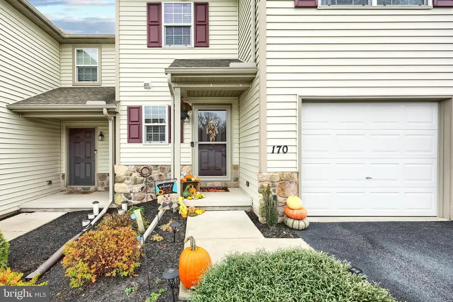 170 Cedar Run Dr, York, PA 17404 - Image #3