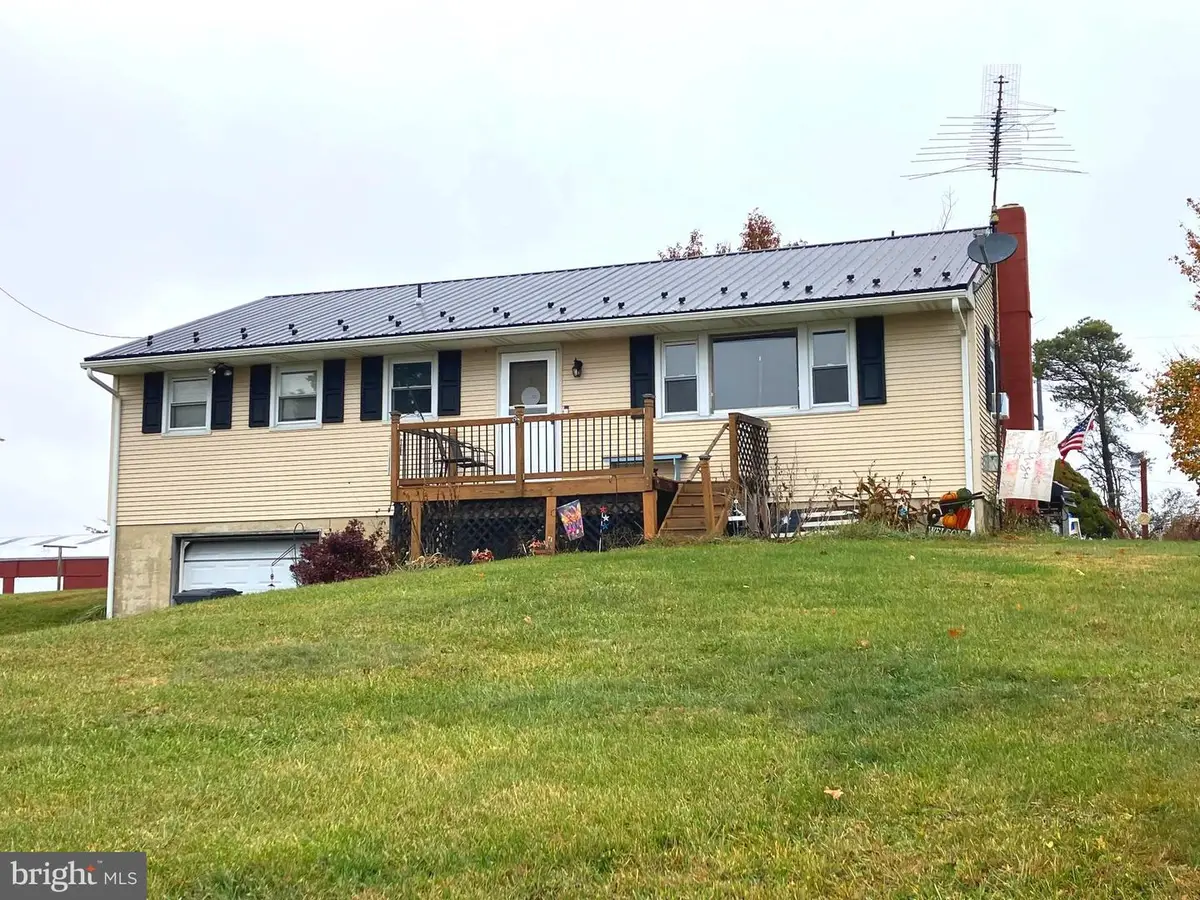 2019 Snyder Rd, Red Lion, PA 17356 - Image #1