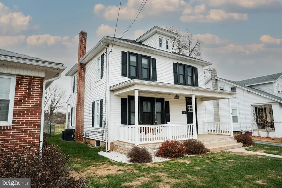 48 W High St, Windsor, PA 17366 - Image #2