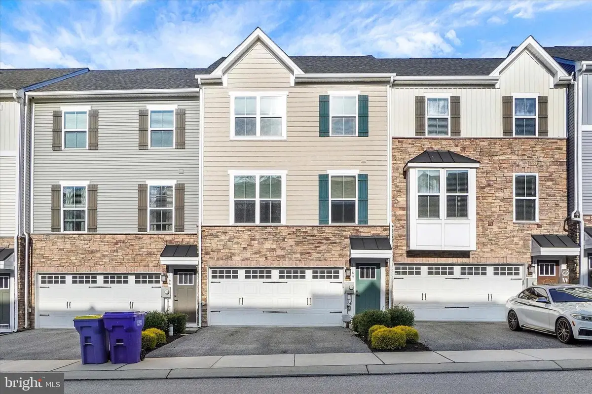 1164 Rosecroft Ln, York, PA 17403 - Image #1