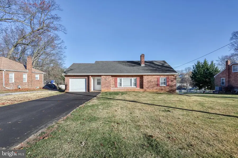 17 Charles Ave, Stewartstown, PA 17363 - Image #2