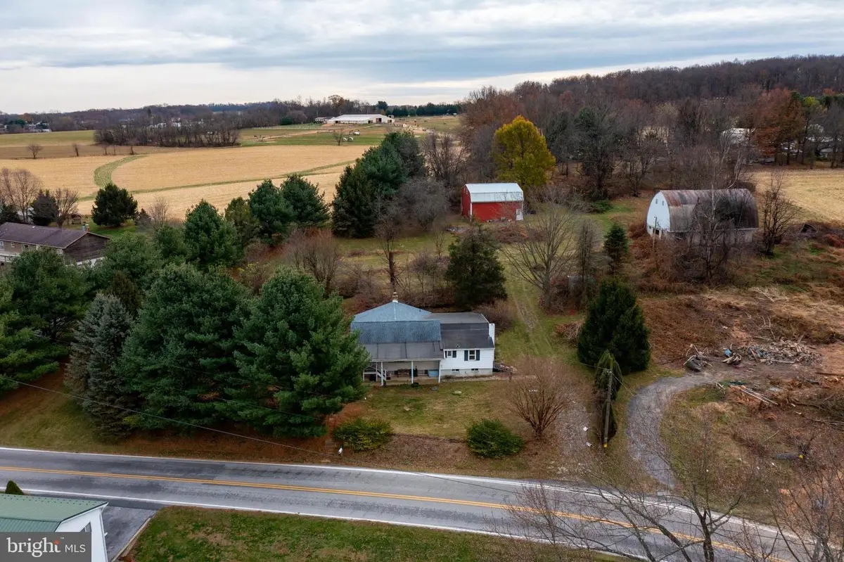 1406 Richmond Rd, Red Lion, PA 17356 - Image #1