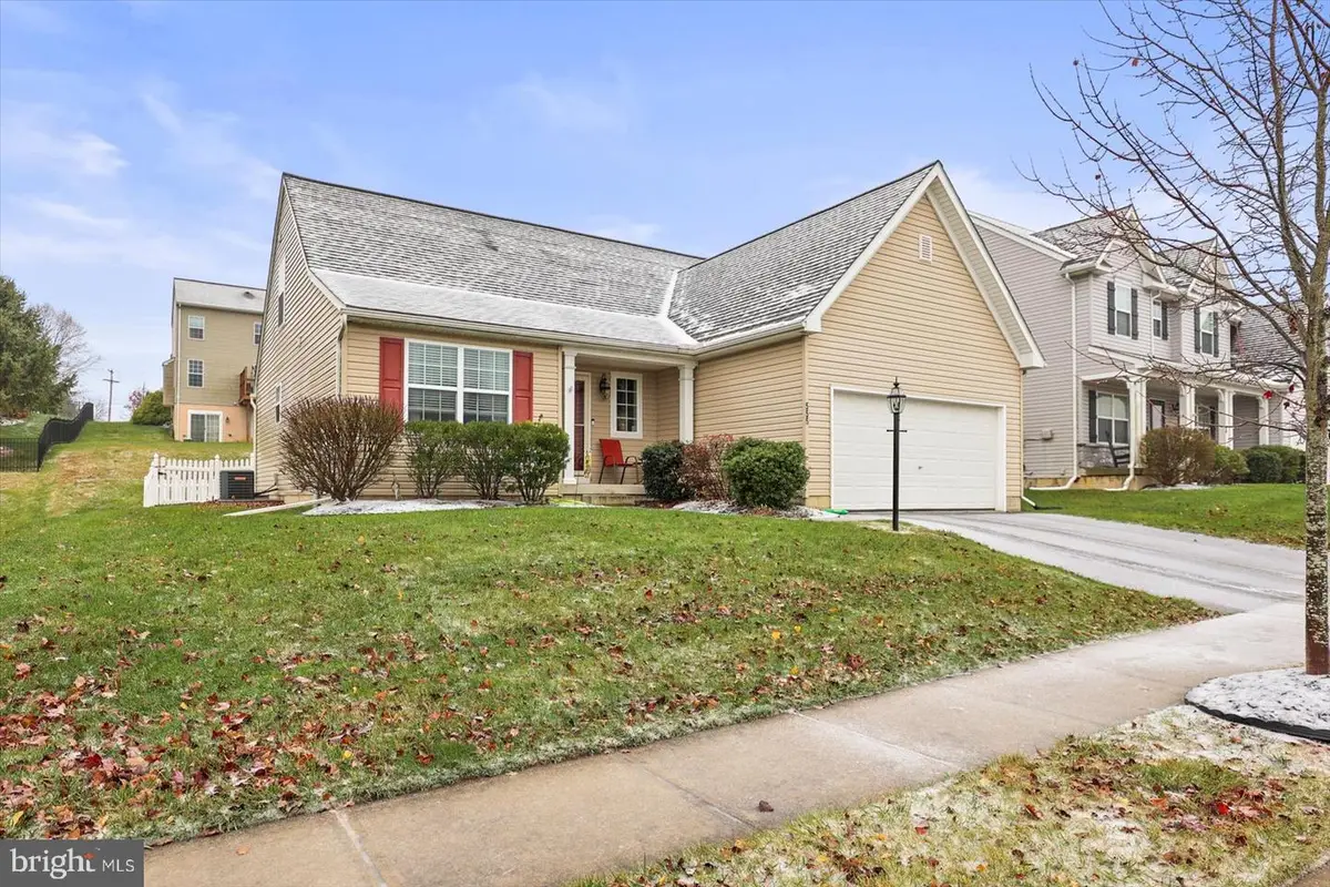 555 Countryside Rd, Seven Valleys, PA 17360 - Image #1