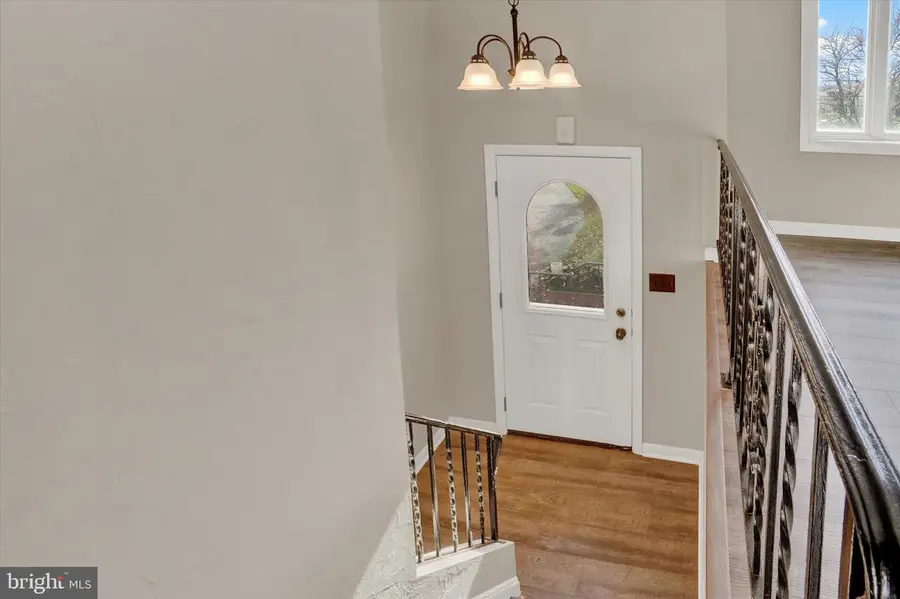 121 Pauline Ave, York, PA 17408 - Image #2