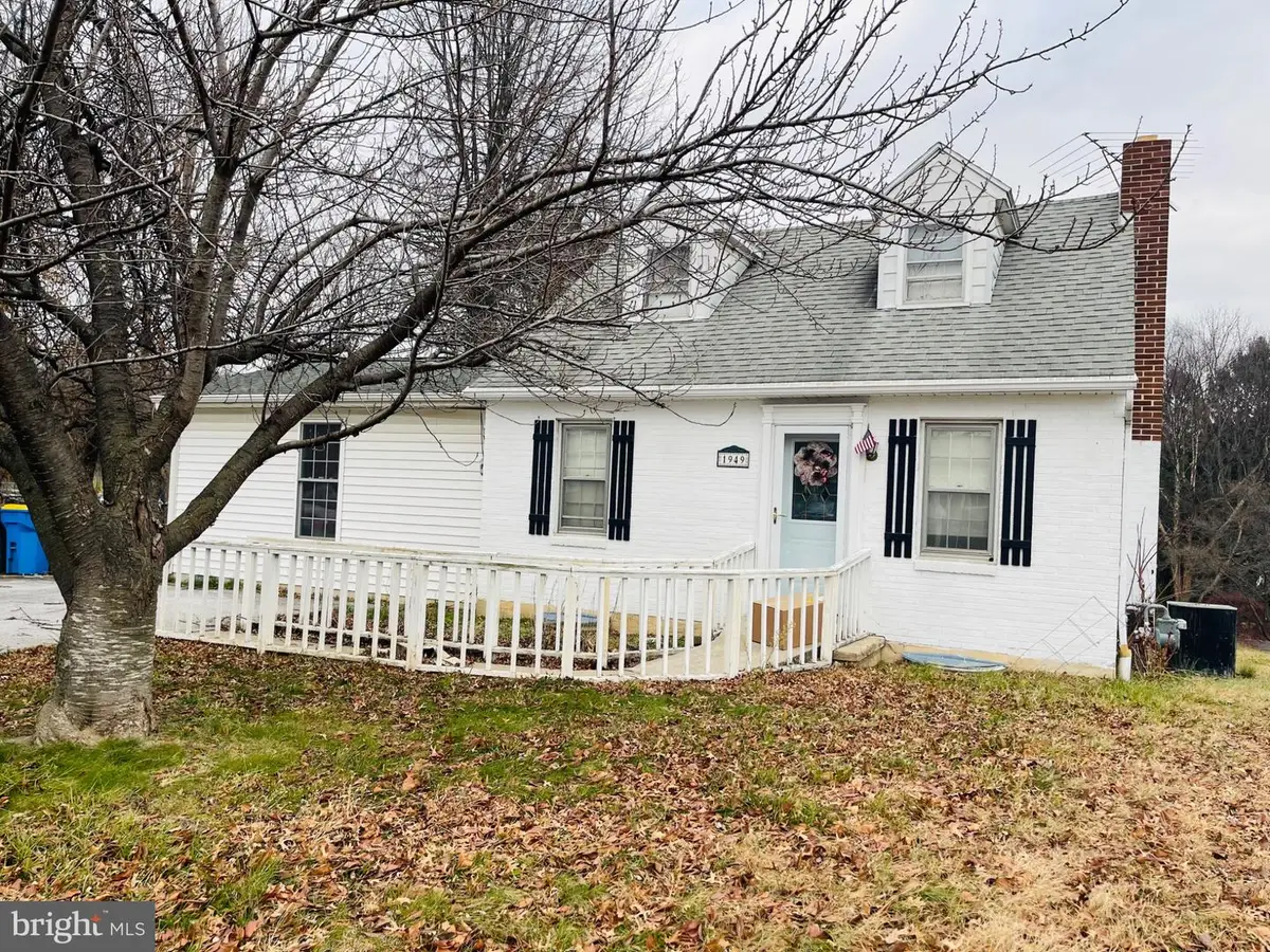 1949 N Sherman St, York, PA 17406 - Image #1