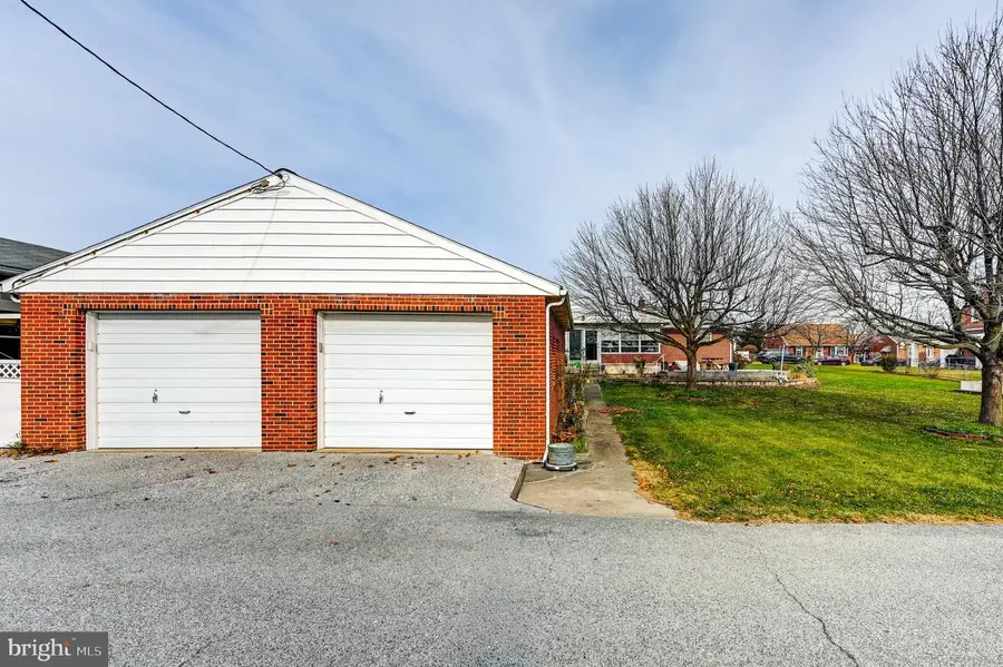 1826 Orange St, York, PA 17404 - Image #2