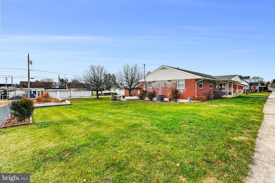 1826 Orange St, York, PA 17404 - Image #3