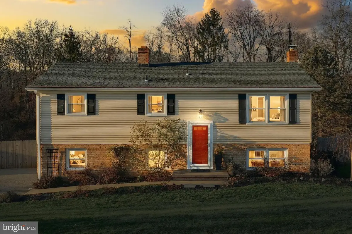 516 Gary Dr, Dallastown, PA 17313 - Image #1