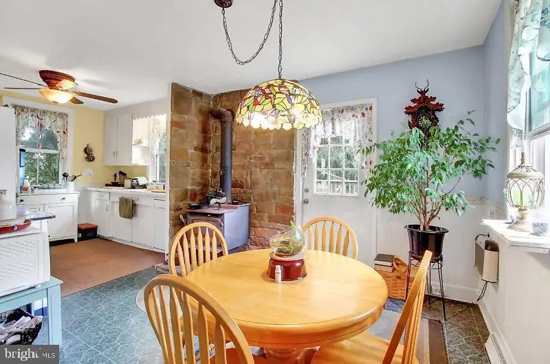 4011 Cherry Run Rd, Glen Rock, PA 17327 - Image #2