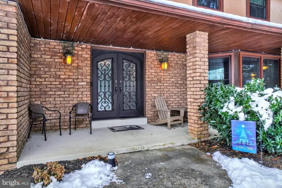 2350 Sutton Rd, York, PA 17403 - Image #3