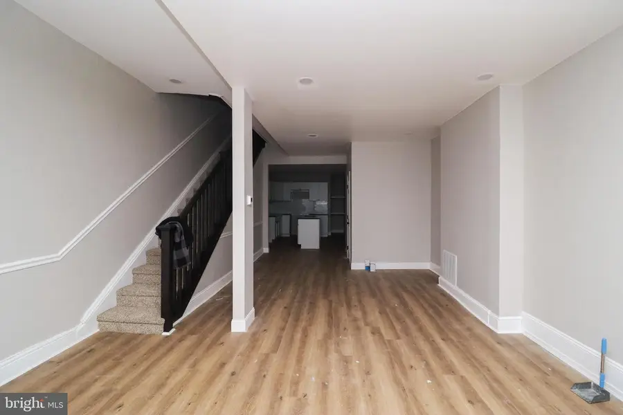 34 W Maple St, York, PA 17401 - Image #3