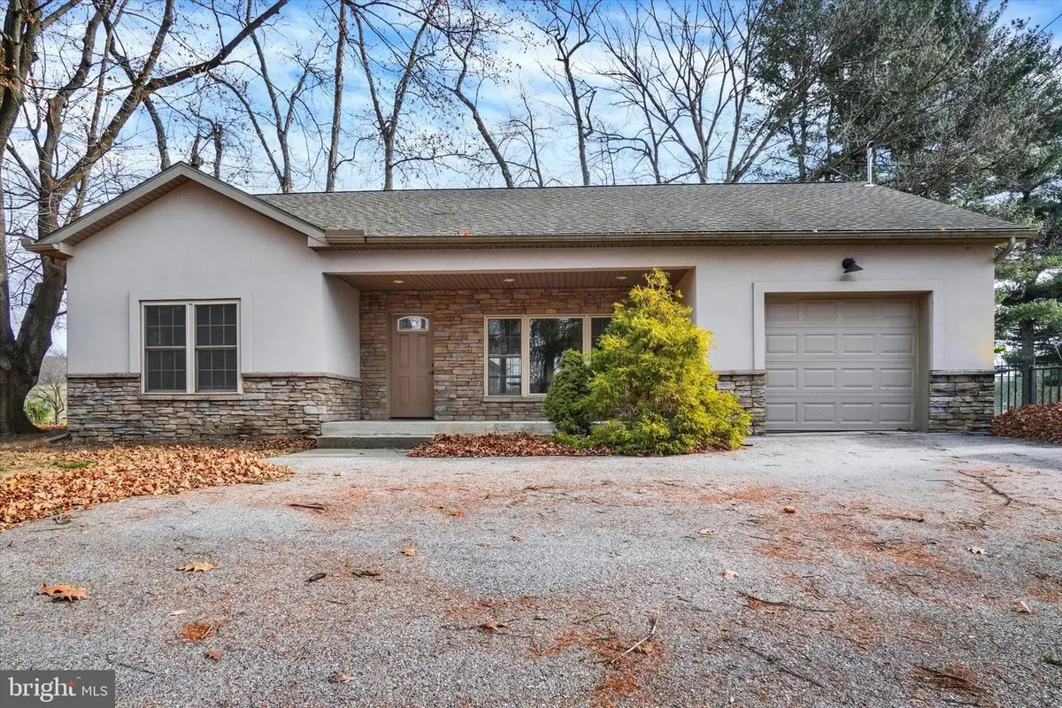 2340 Croll School Rd, York, PA 17403 - Image #1