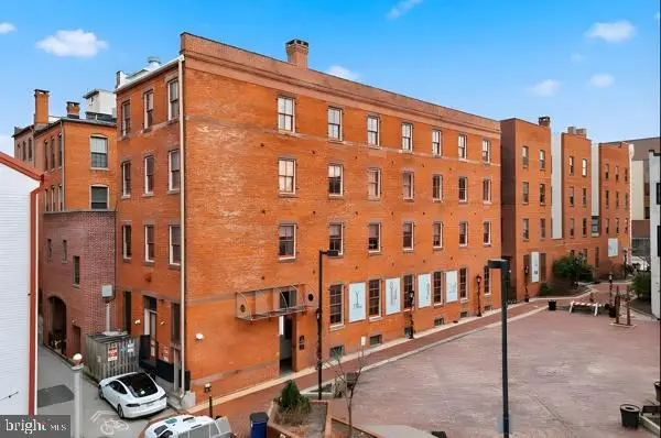 15 N Cherry Ln #3, York, PA 17401 - Image #2