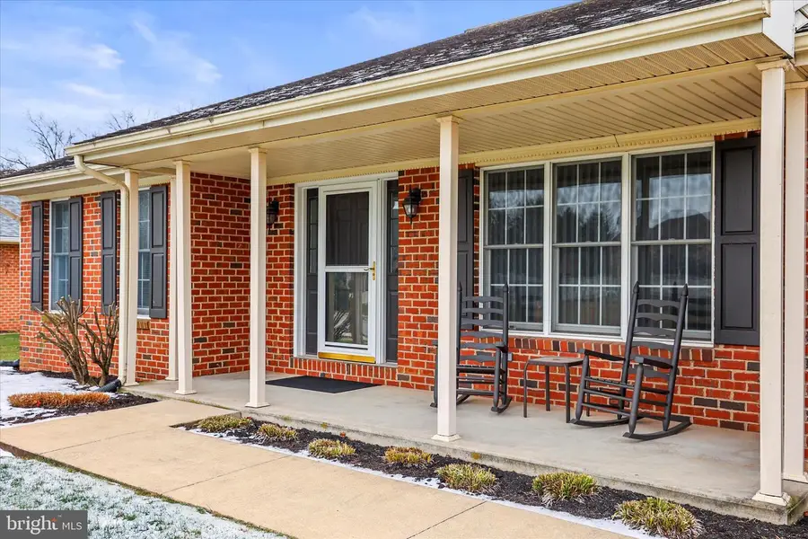 3090 Emmanuel Dr, York, PA 17408 - Image #3