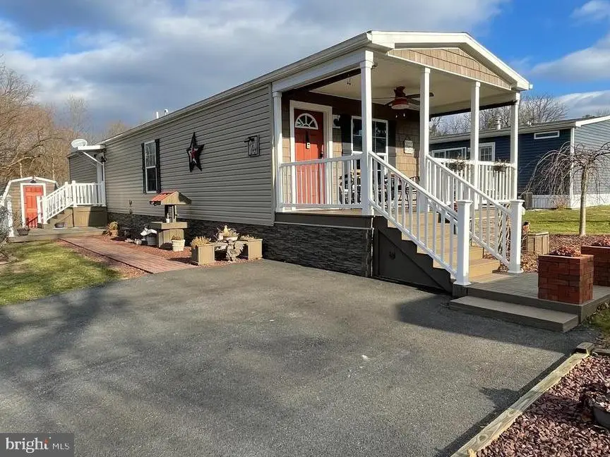 74 Chipawa Ave, Dover, PA 17315 - Image #1