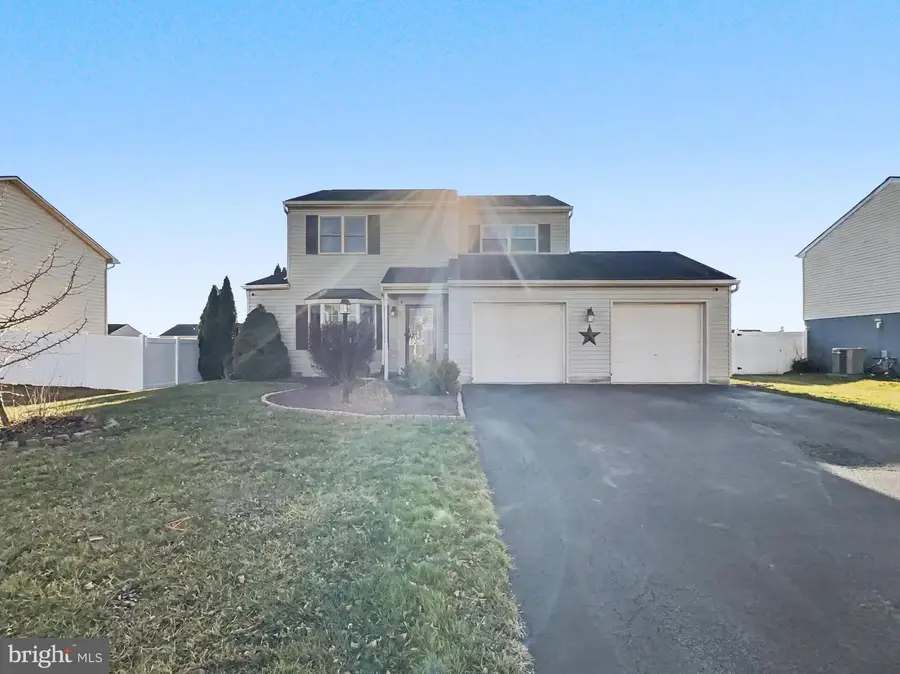 3025 Solar Dr, Dover, PA 17315 - Image #2