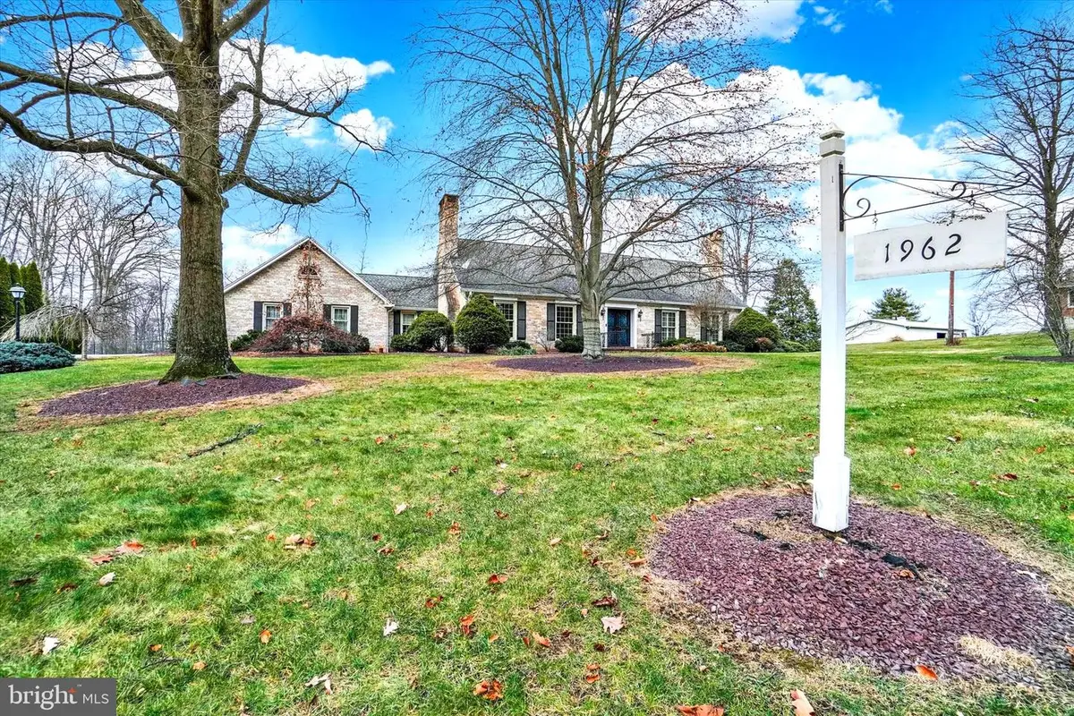 1962 Ridge Rd, Wellsville, PA 17365 - Image #1