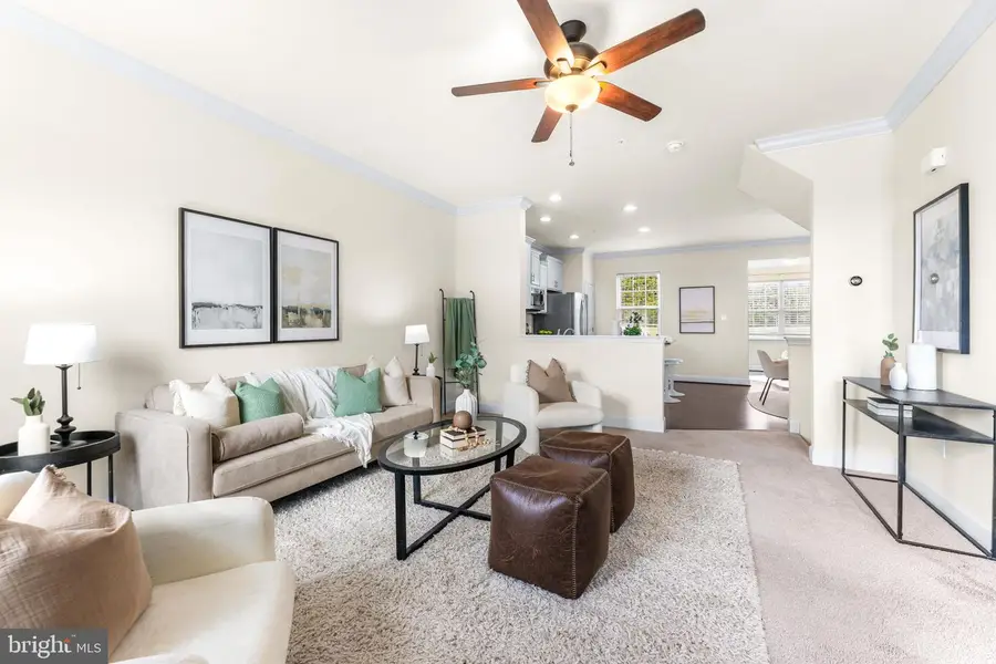 64 Holstein Dr, Hanover, PA 17331 - #2