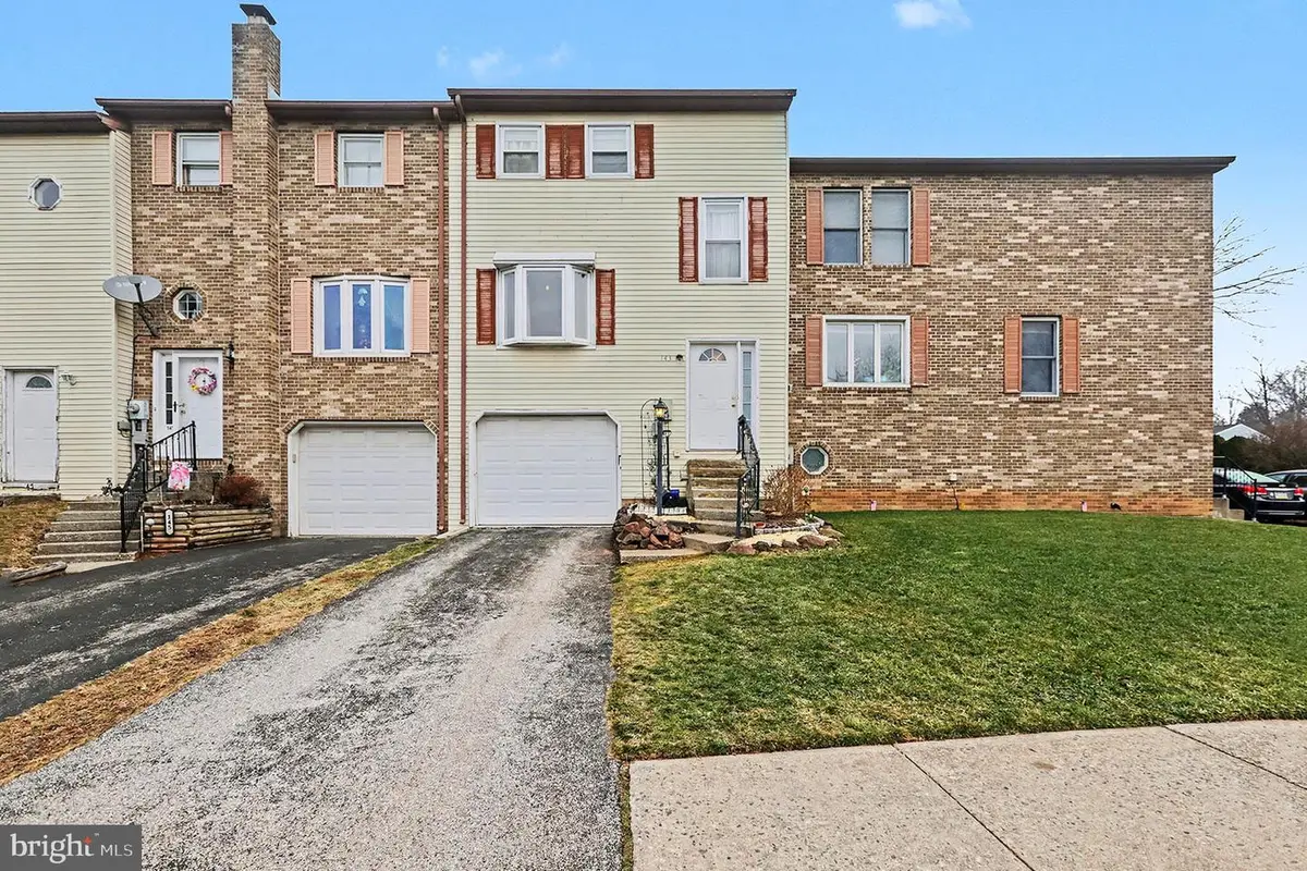 143 White Dogwood Dr, Etters, PA 17319 - Image #1