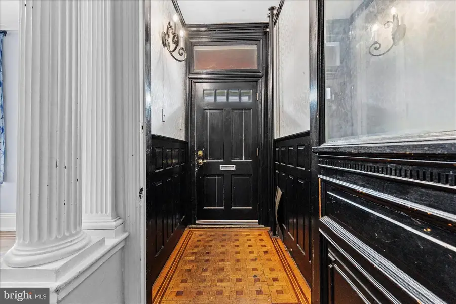 41 S Hartley St, York, PA 17401 - Image #2