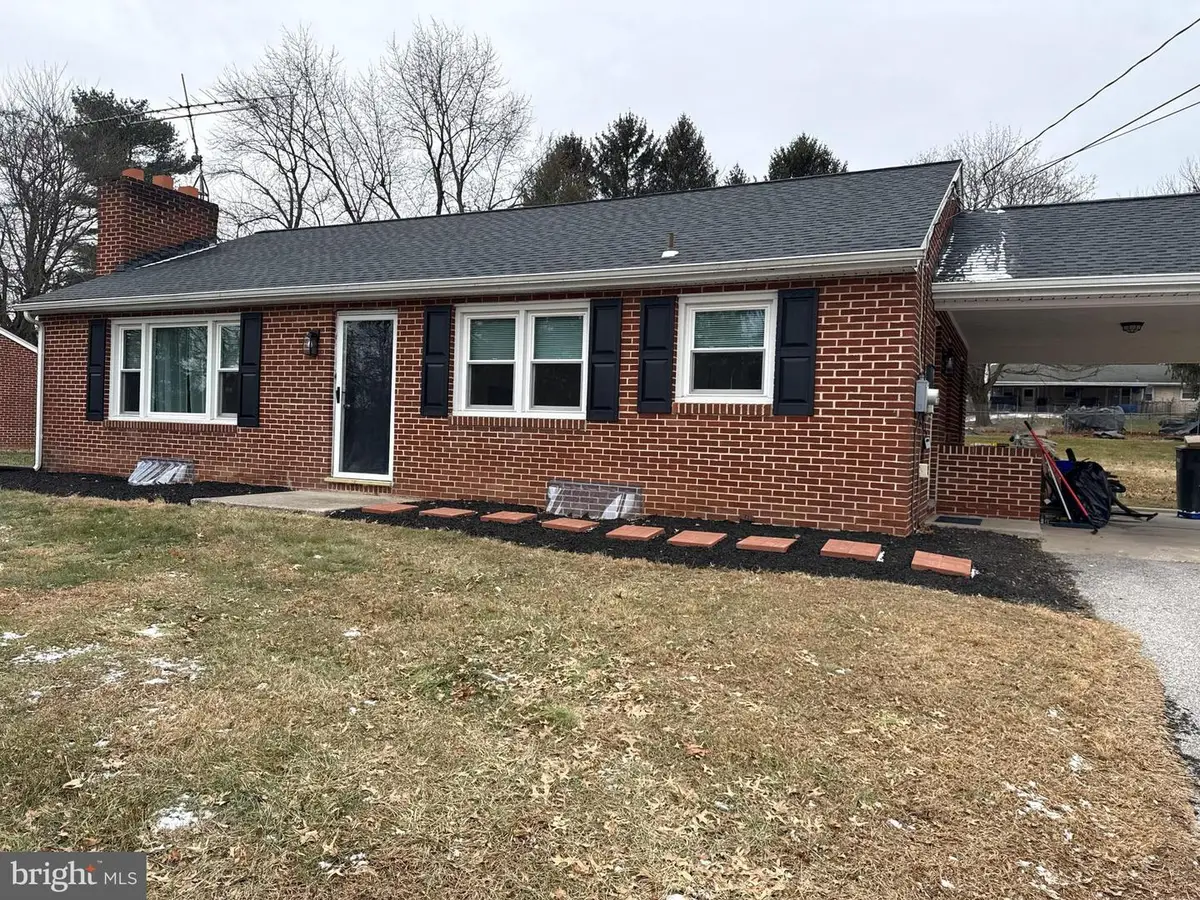 1912 Hilton Ave, Dover, PA 17315 - Image #1