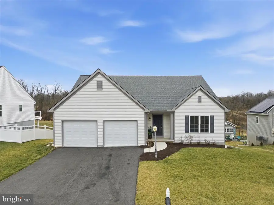 1624 Fountain Rock Dr, Dover, PA 17315 - Image #3