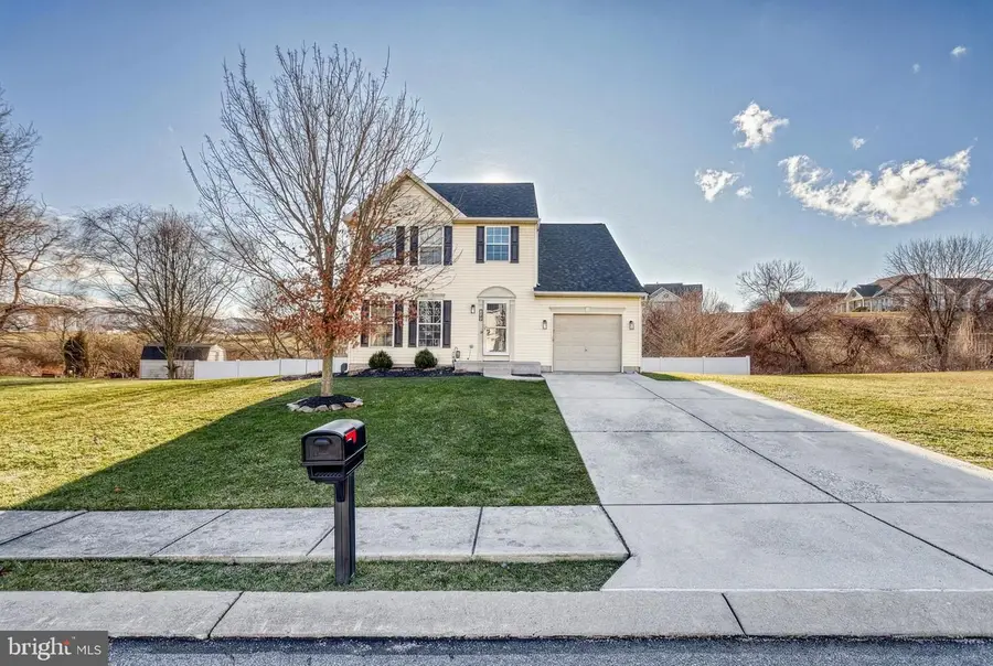 112 Farm Lane Cir, York, PA 17408 - #3