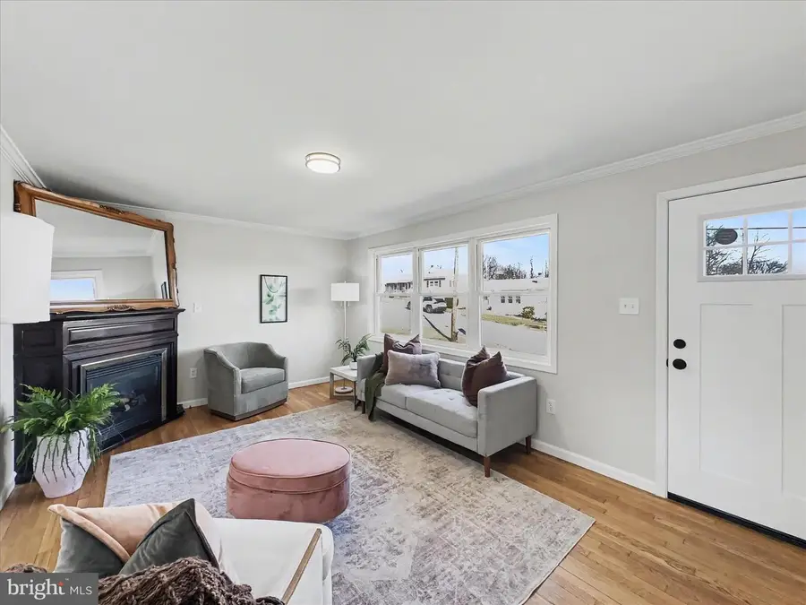 610 Memory Ln, Red Lion, PA 17356 - Image #2