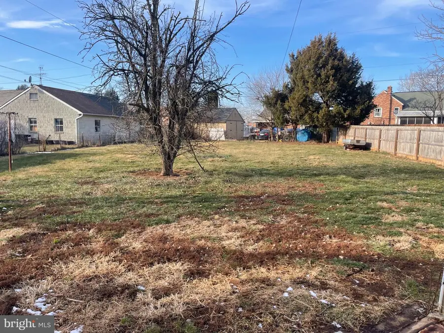 100 Talisman Ct, York, PA 17404 - #3