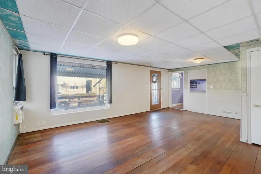 321 Fredrick Ct, York, PA 17403 - #3