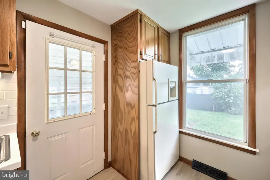 806 Pacific Ave, York, PA 17404 - Image #3