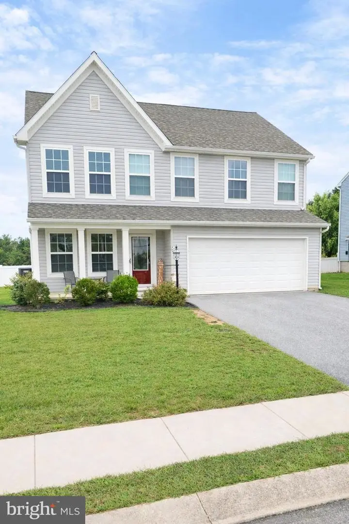 10 Coriander Ln, Manchester, PA 17345 - Image #1