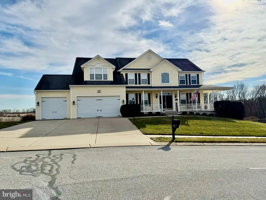 28 Hunt Run Dr, New Freedom, PA 17349 - Image #2