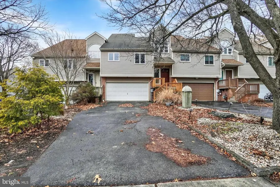 150 Greenleaf Rd, York, PA 17406 - Image #2