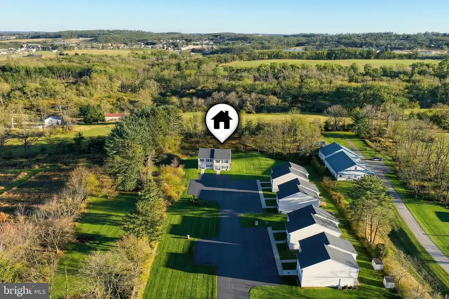 1885 Stoverstown Rd #9, Spring Grove, PA 17362 - Image #3