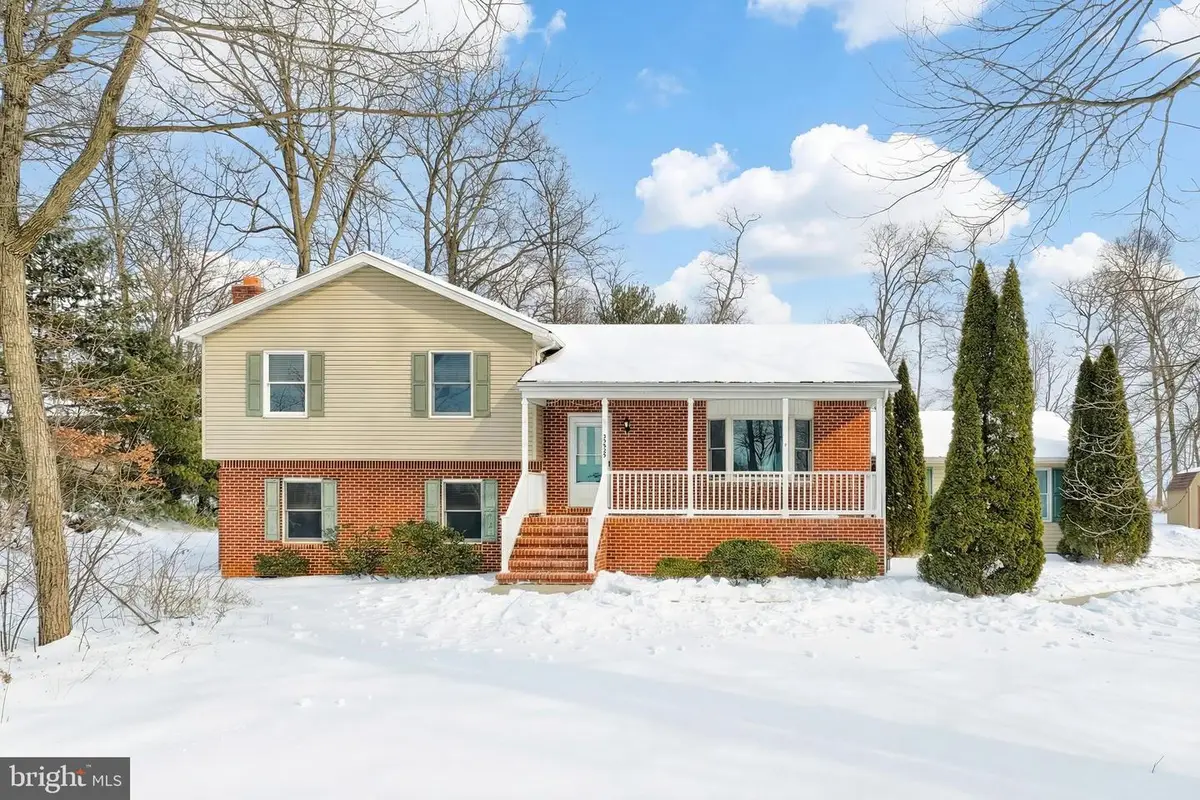 13525 Center Rd, Stewartstown, PA 17363 - Image #1