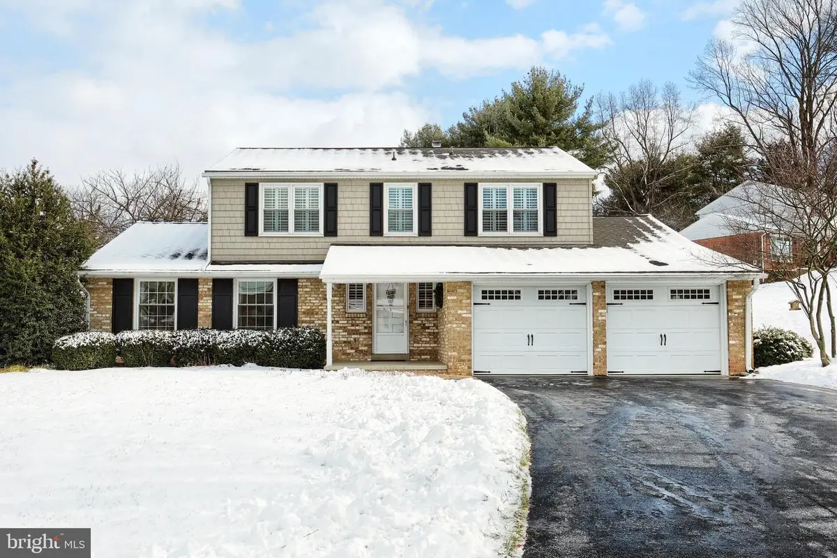 2180 Blenheim Ct, York, PA 17403 - Image #1