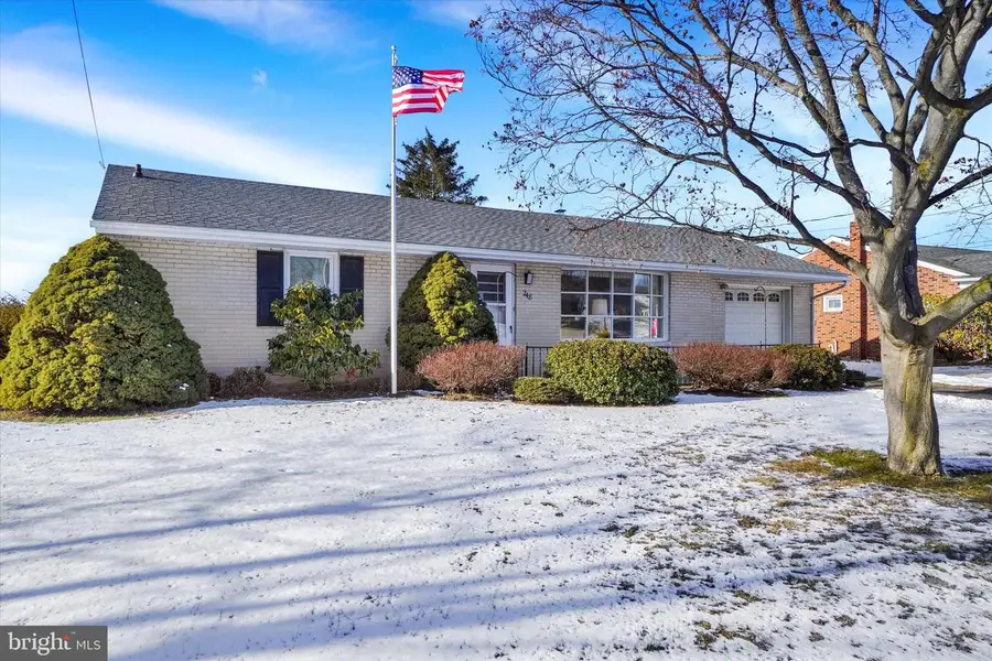 248 S 6th St, Mount Wolf, PA 17347 - Image #2