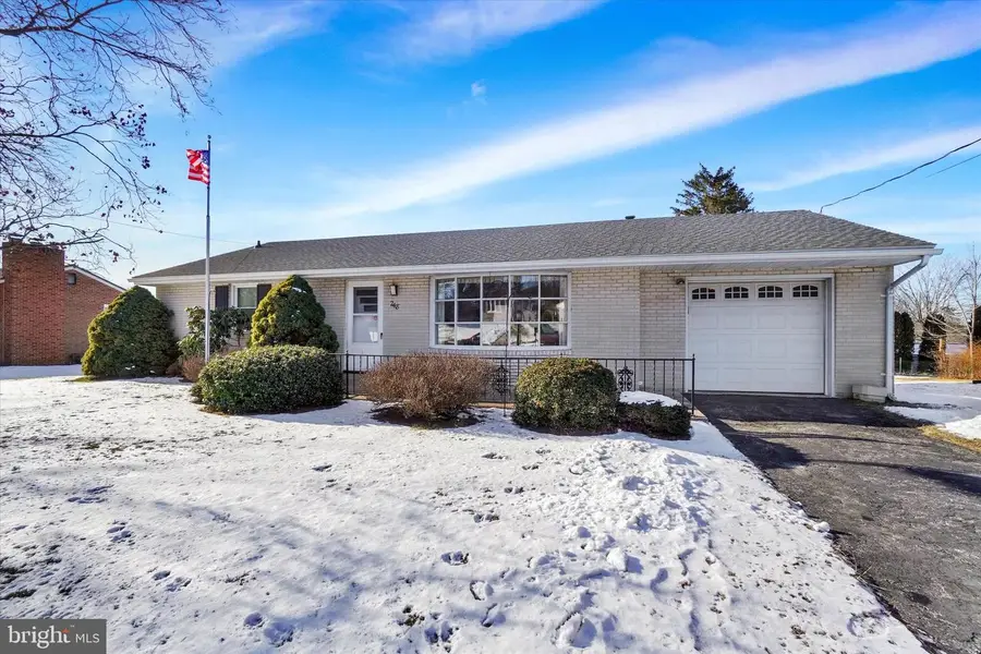 248 S 6th St, Mount Wolf, PA 17347 - Image #3