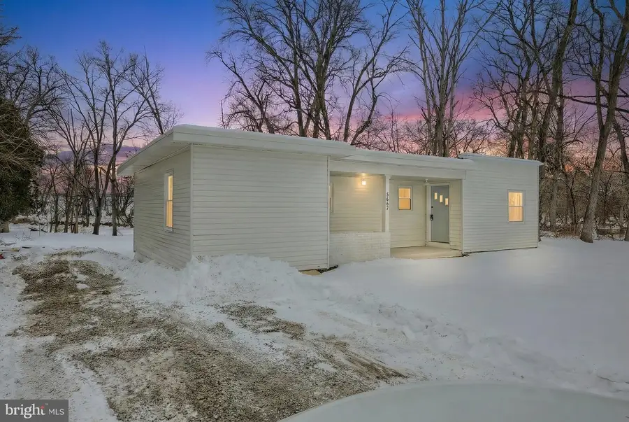 5587 E Berlin Rd, East Berlin, PA 17316 - #2