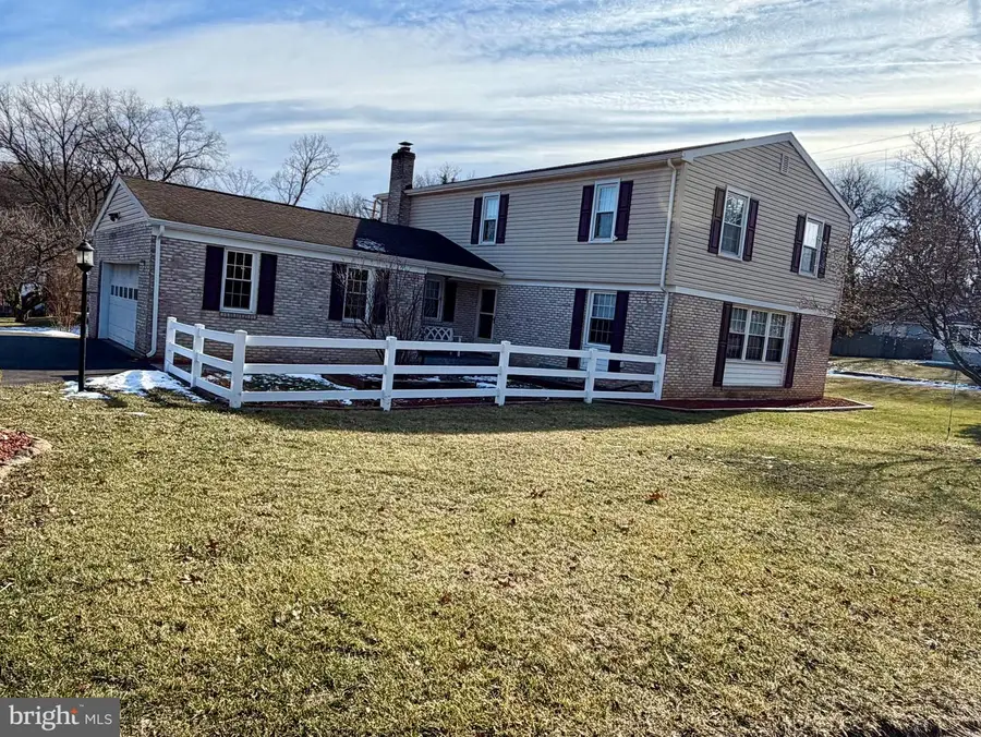1805 N East St, York, PA 17406 - Image #2