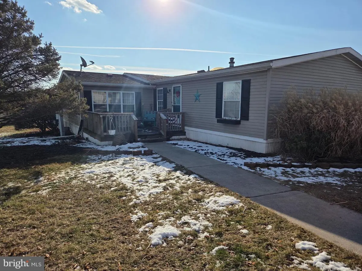 2640 Tamela Ave, Dover, PA 17315 - Image #1