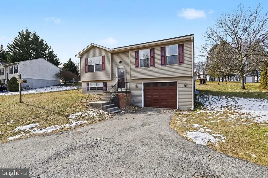 2357 Meetinghouse Rd, Spring Grove, PA 17362 - Image #2