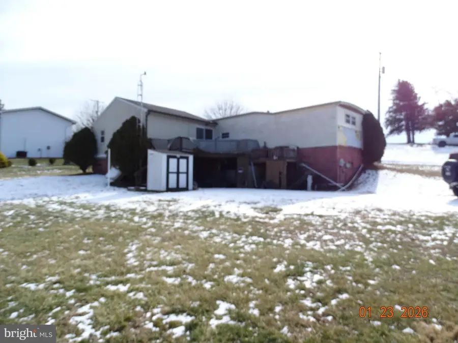 1091 Valley View Rd, York, PA 17406 - Image #3