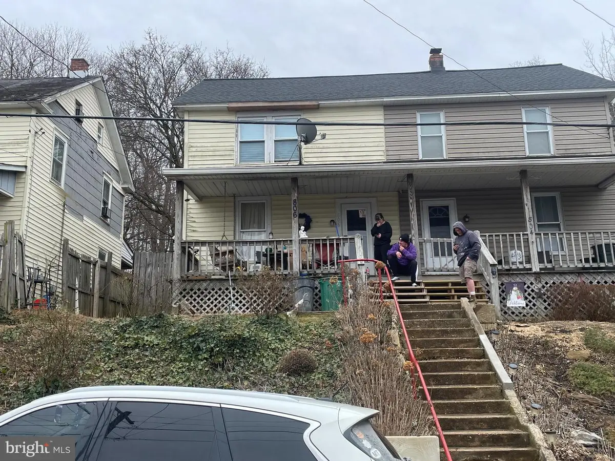 806 Chestnut St, Delta, PA 17314 - Image #1