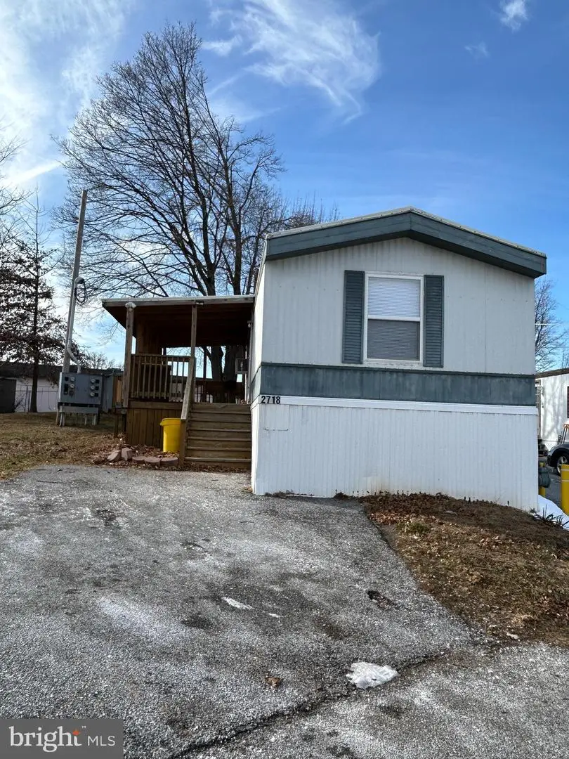 2718 Crestview Dr, York, PA 17402 - Image #1
