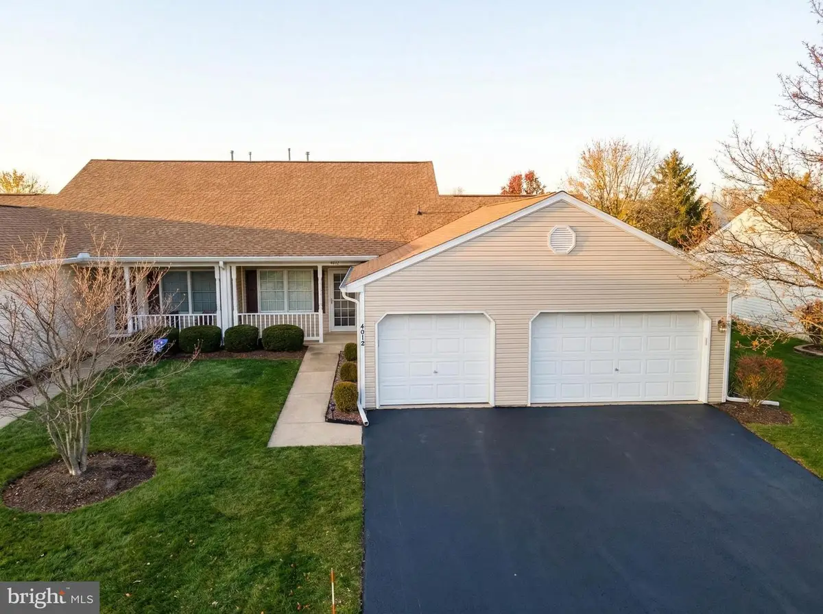 4018 Woodspring Ln #4018, York, PA 17402 - Image #1