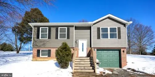 877 Richmond Rd, Windsor, PA 17366 - Image #1